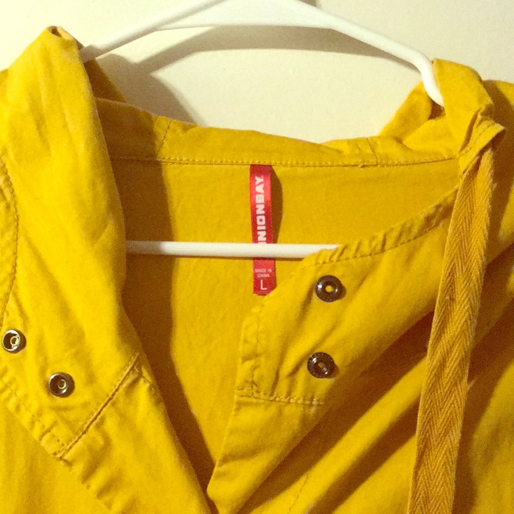 Yellow jacket